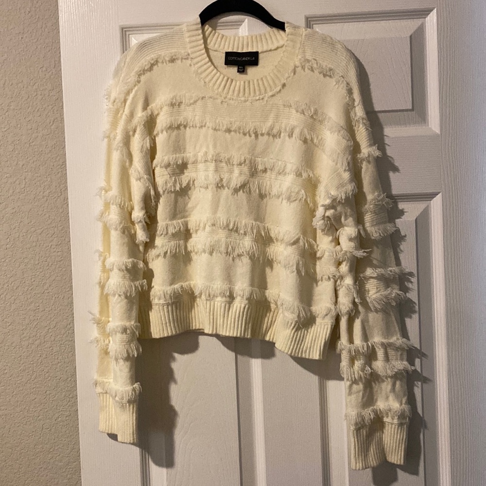 Crop top sweater.